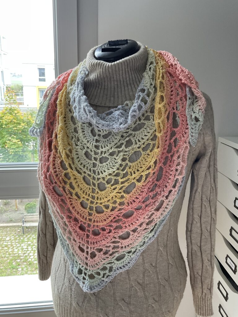 Foulard triangle